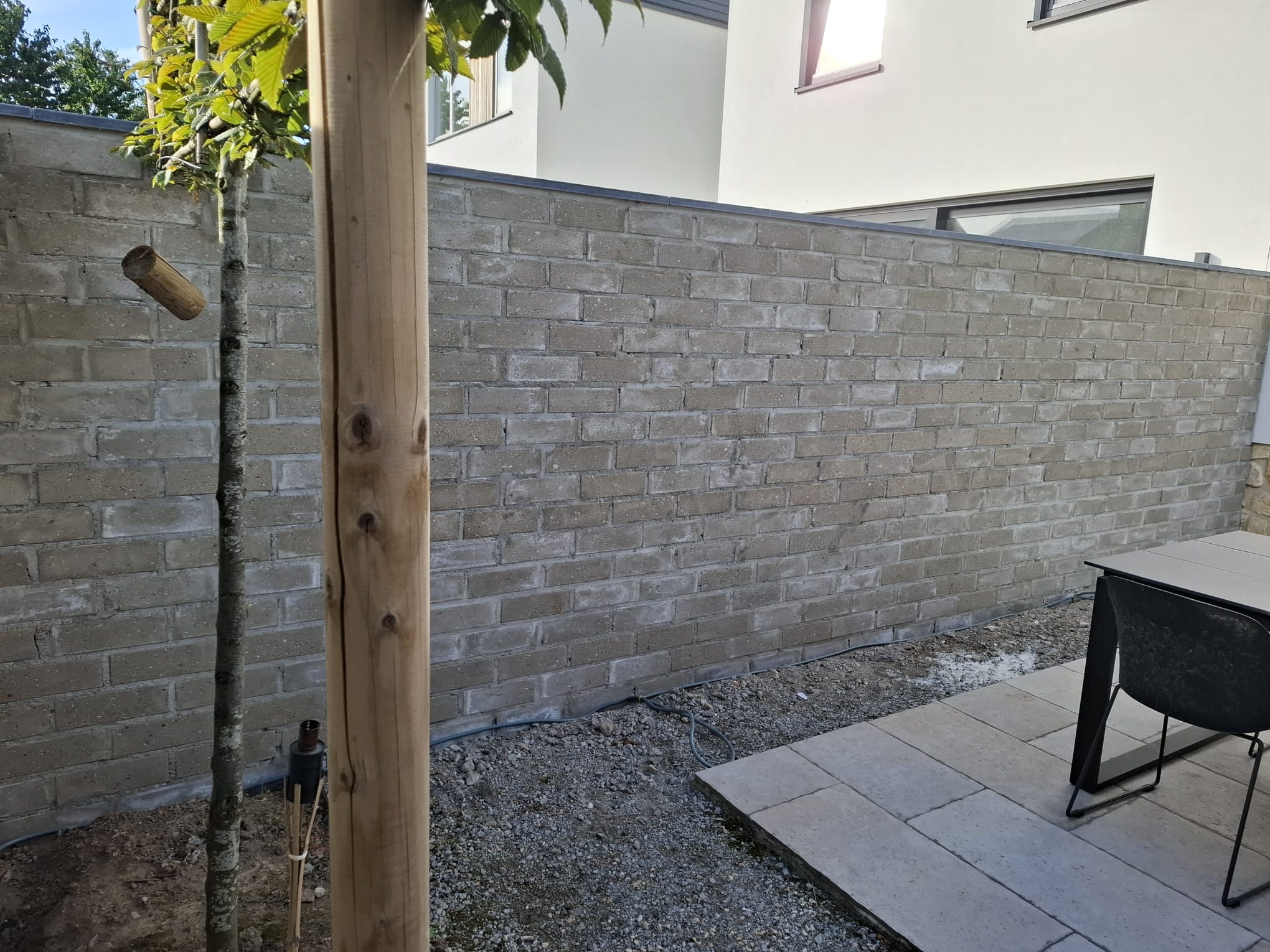 Tuinmuur vóór stucwerk